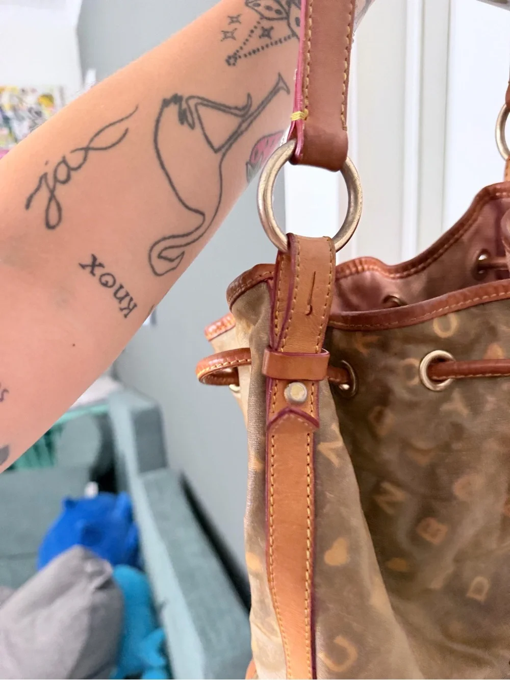 Vintage Dooney & Bourke crossword bucket bag